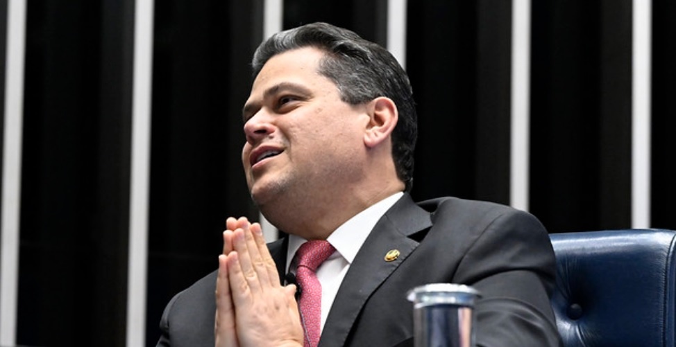 Alcolumbre elogia Dario Durigan depois de receber pedido para adiar promulgação da PEC dos agentes de saúde