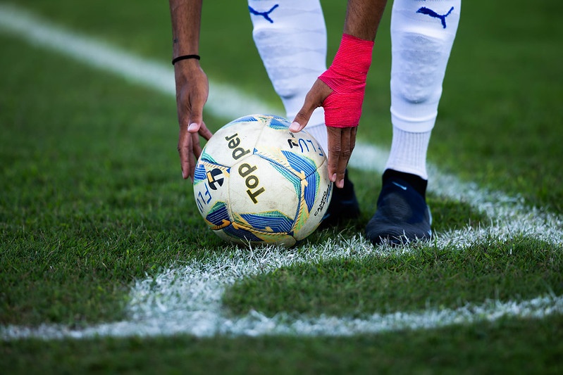 Com sete jogadores fora e jovens como novidades, Bahia relaciona 24 jogadores para enfrentar o Fluminense