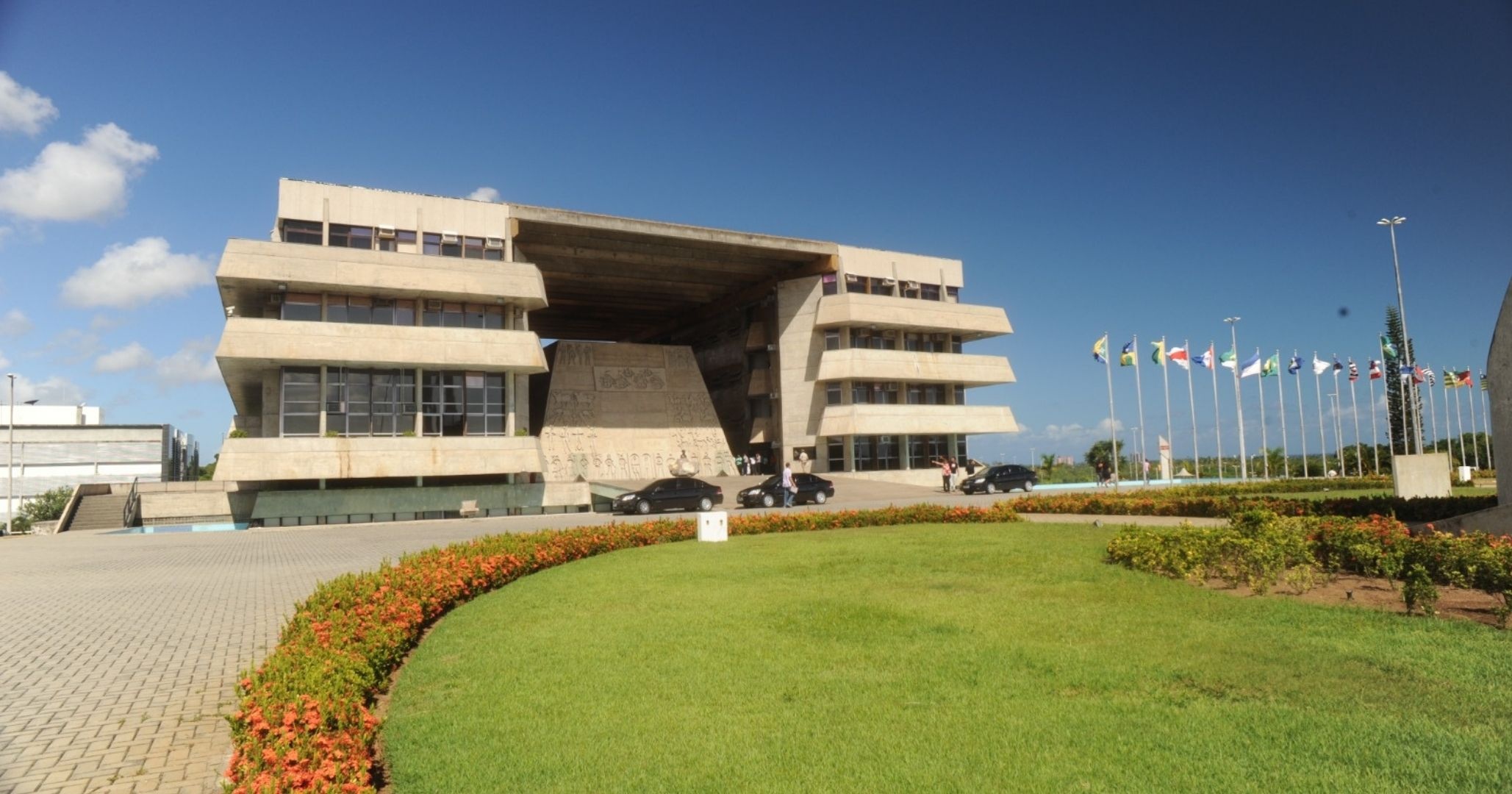 Conselho de Ética da AL-BA enfrenta impasse com trocas de membros e mantém caso Binho Galinha sem avanço