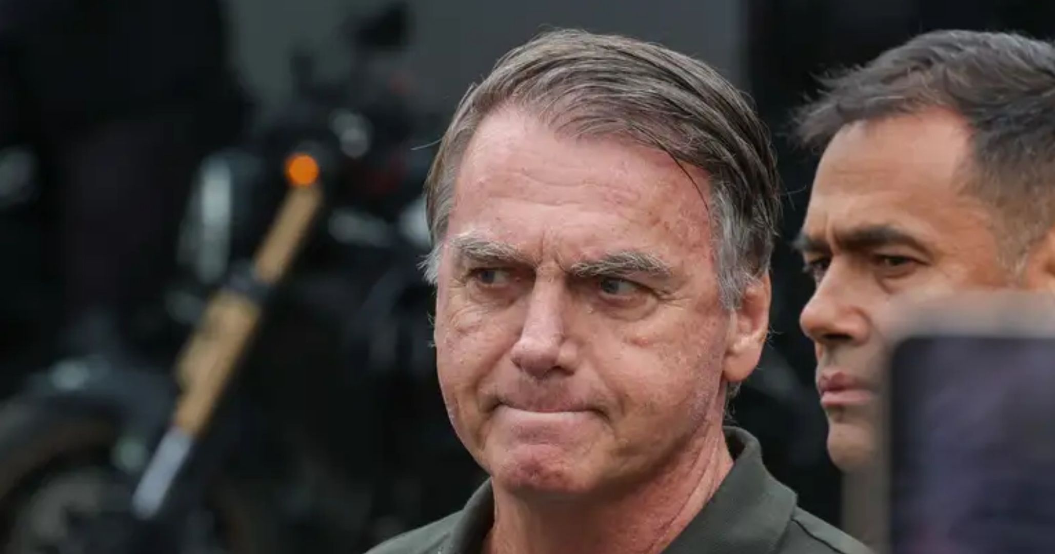 Defesa diz ao STF que Bolsonaro não sabia que carta seria divulgada por Flávio