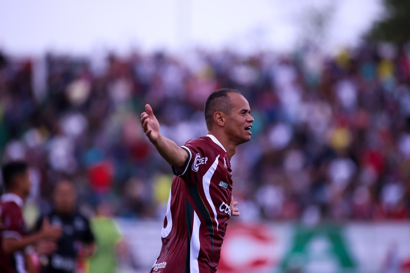 Deu Touro! Fluminense de Feira vence o Feira FC e volta à elite do Baianão após cinco temporadas