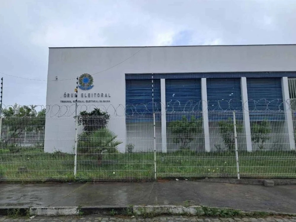Feira, Conquista e Camaçari seguem com maior colégio eleitoral do interior; Bahia supera 94% de biometria cadastrada