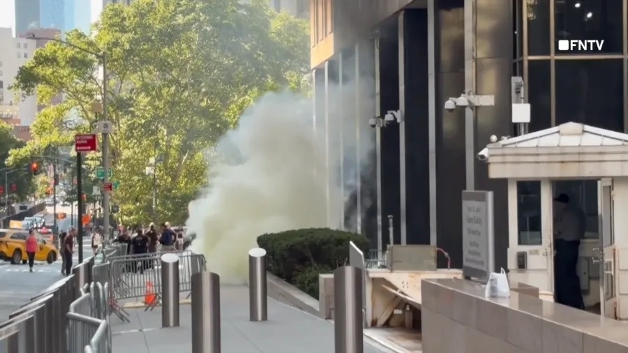 Homem detona artefato explosivo em frente a prédio do ICE, em Nova York