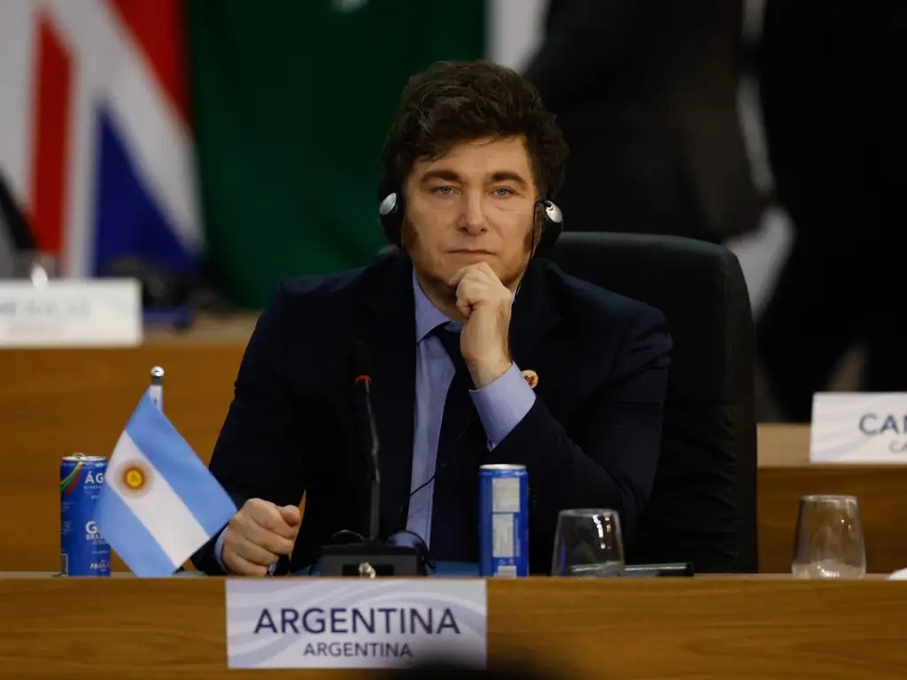 Milei acusa Brasil de financiar 'campanha antiargentina' e agrava crise diplomática
