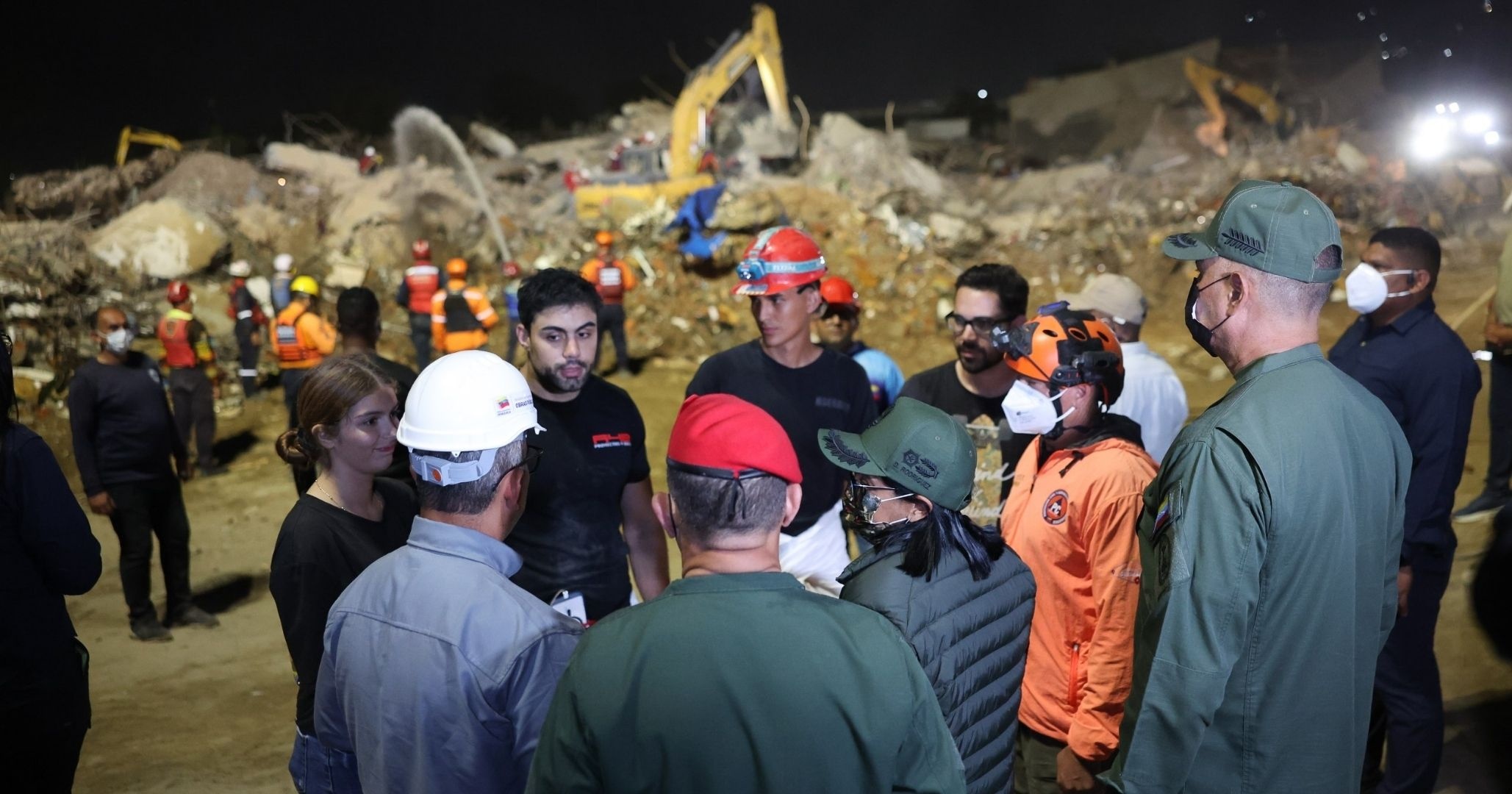 Mortes por terremotos na Venezuela ultrapassam 5 mil após novo balanço