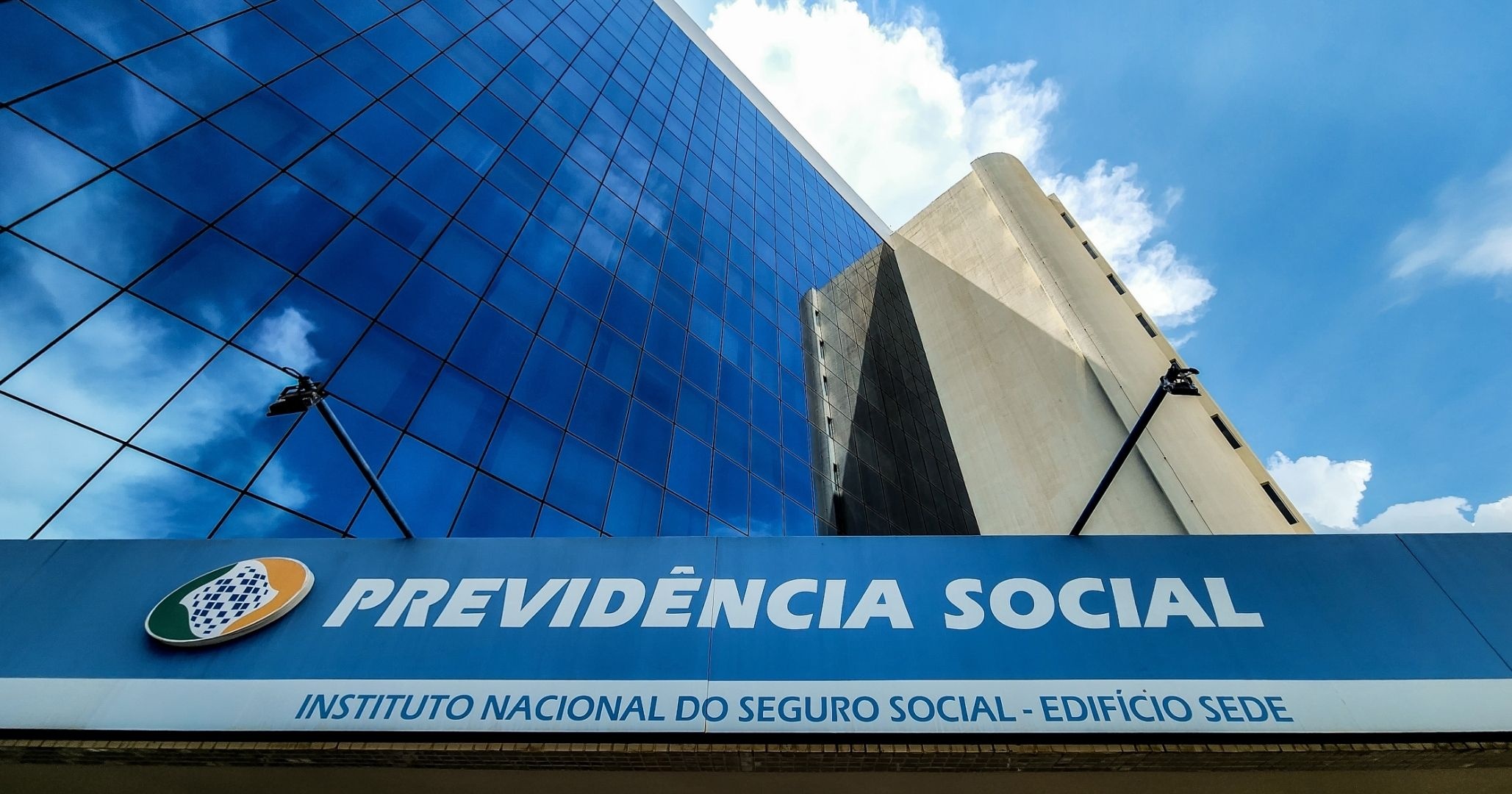 PF conclui investigação sobre fraudes no INSS e indicia 48 pessoas por esquema bilionário