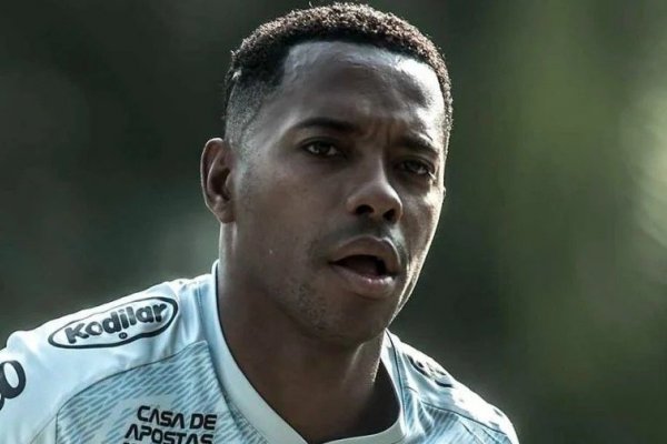 STJ rejeita recurso de Robinho e mantém execução de pena por estupro no Brasil