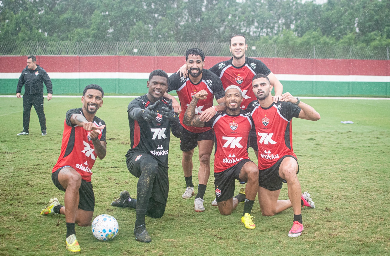 Vitória inicia preparação para enfrentar o Remo no CT do Fluminense