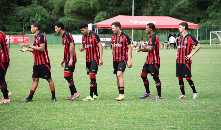 Vitória perde para o Flu de Feira e precisará de reação para chegar à final do Baianão Sub-20
