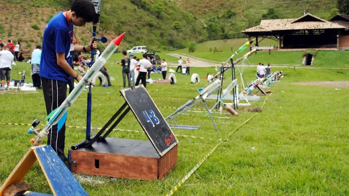 Barra do Piraí (RJ) sedia a Jornada de Foguetes 2026 com estudantes de todo o país