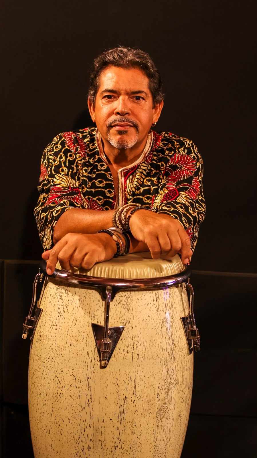Blog do Marrom: Muito além da percussão