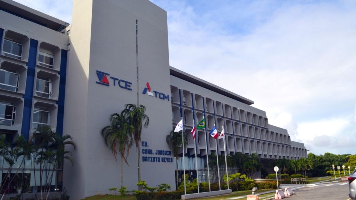 Confira a lista do TCE com 602 gestores baianos que tiveram contas rejeitadas nos últimos oito anos