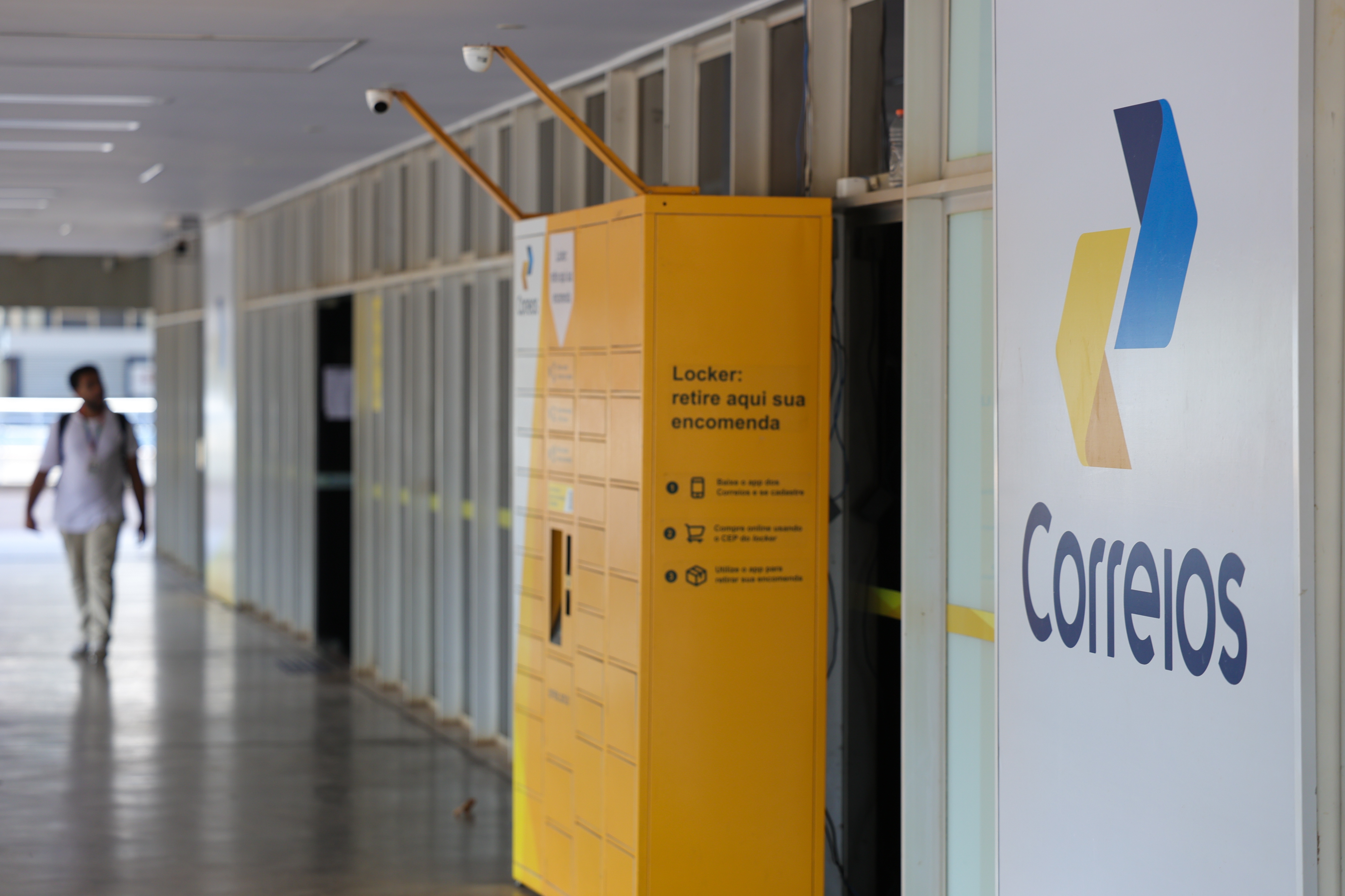 Correios abrem novo programa de demissão voluntária após baixa adesão