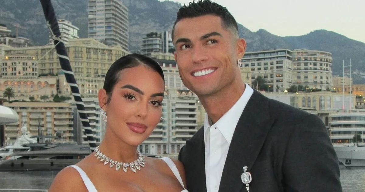 Cristiano Ronaldo e Georgina Rodríguez se casam após 10 anos juntos
