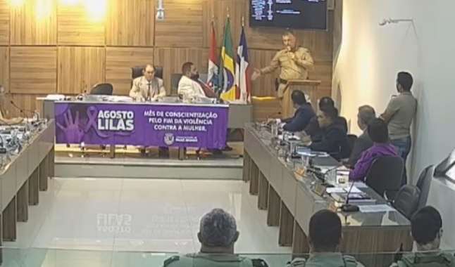 Debate sobre segurança gera tensão durante sessão de Câmara de Vereadores na Bahia 