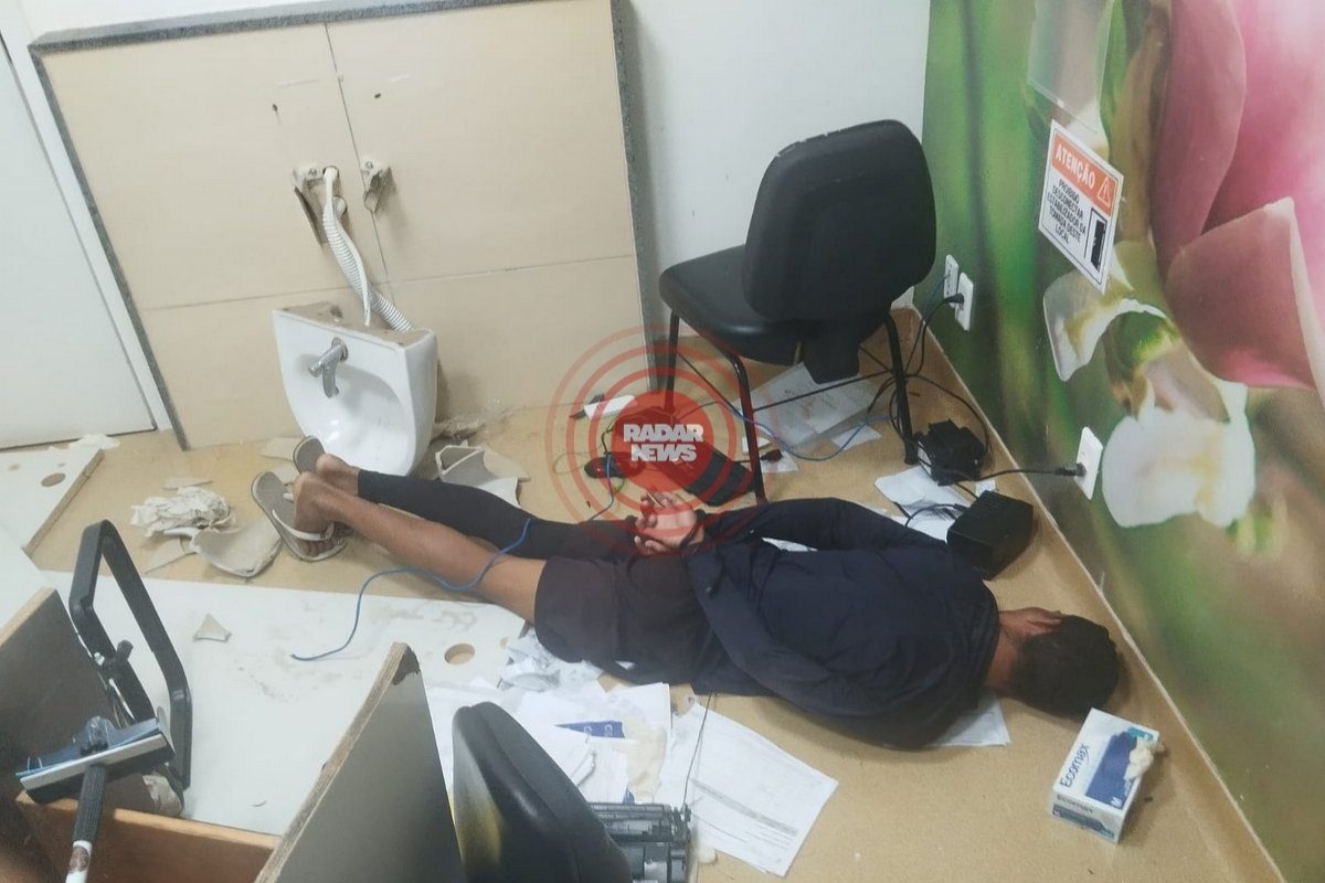 Homem destrói sala de pré-parto e é preso em Porto Seguro