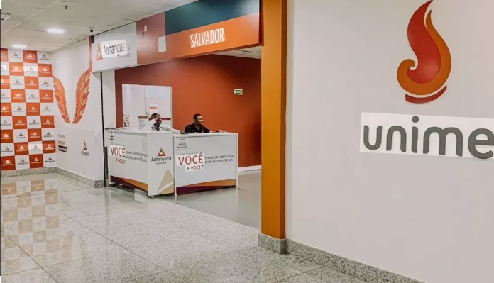 Justiça condena Unime Salvador por cobranças abusivas e exige devolução de valores
