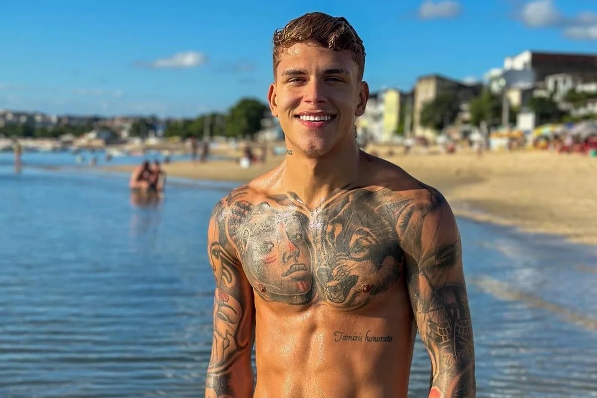 Justiça da Bahia determina soltura de influenciador 18+ preso por tráfico em Salvador