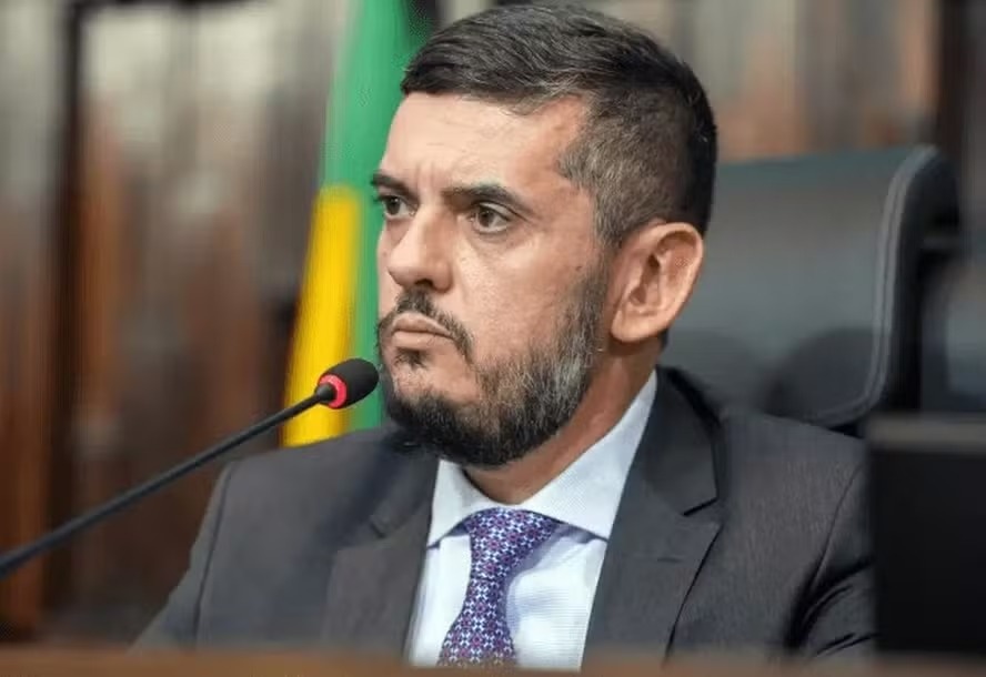 Moraes vota para tornar réus Rodrigo Bacellar e TH Joias por vazar operação contra o CV