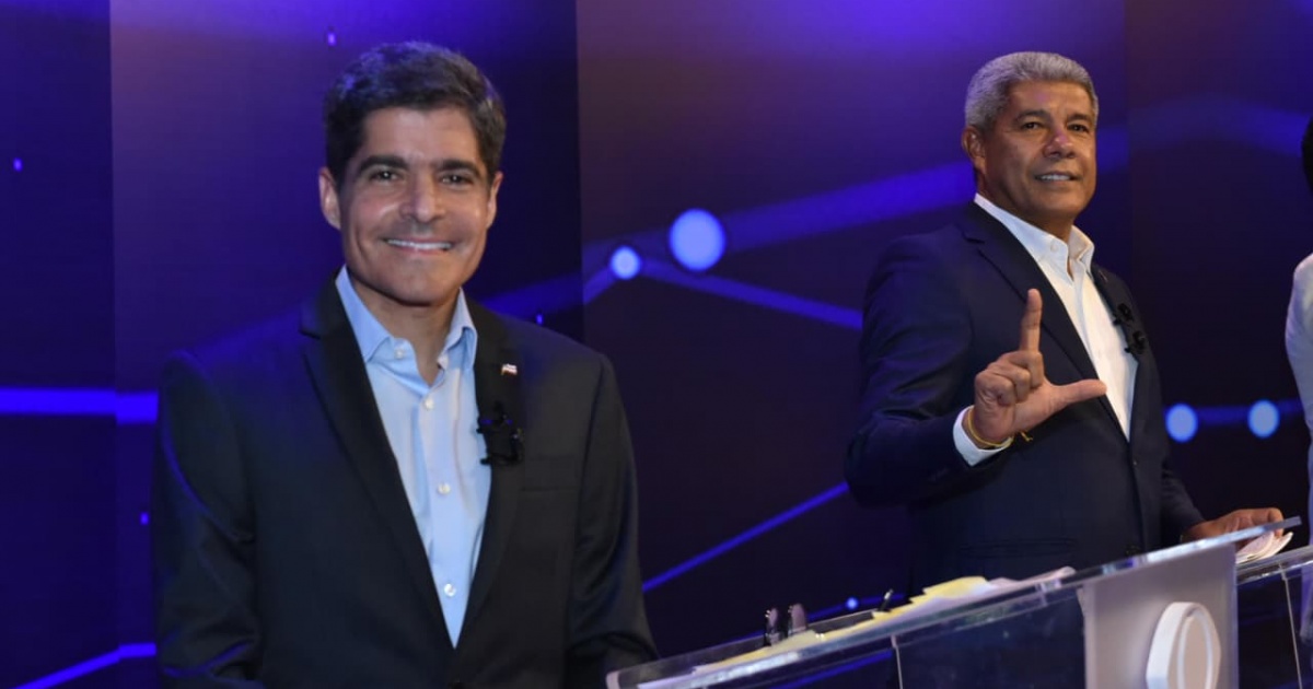 Opinião: Jerônimo titubeia em debate na Band Bahia, enquanto ACM Neto usa melhor o espaço disponível