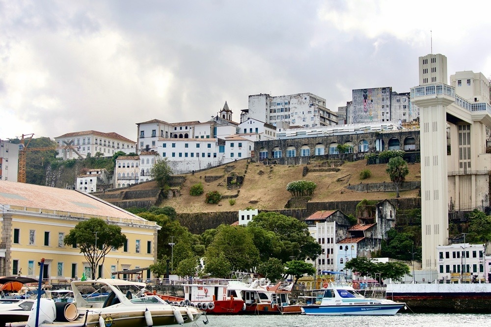 Previsão do tempo em Salvador aponta sol e calor no Dia dos Pais, com chance de chuva no sábado
