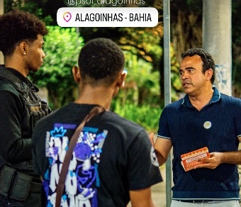 Ronaldo Mansur visita terreiro e vai a cidade natal durante dia de campanha  