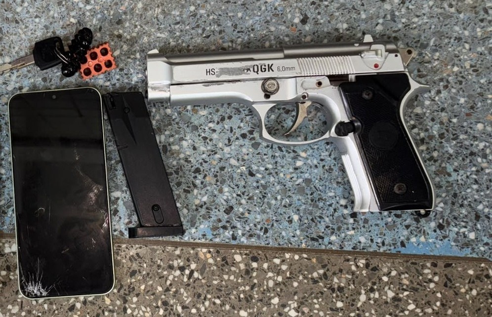 Salvador: Polícia prende dupla com simulacro e moto adulterada após colisão na Centenário