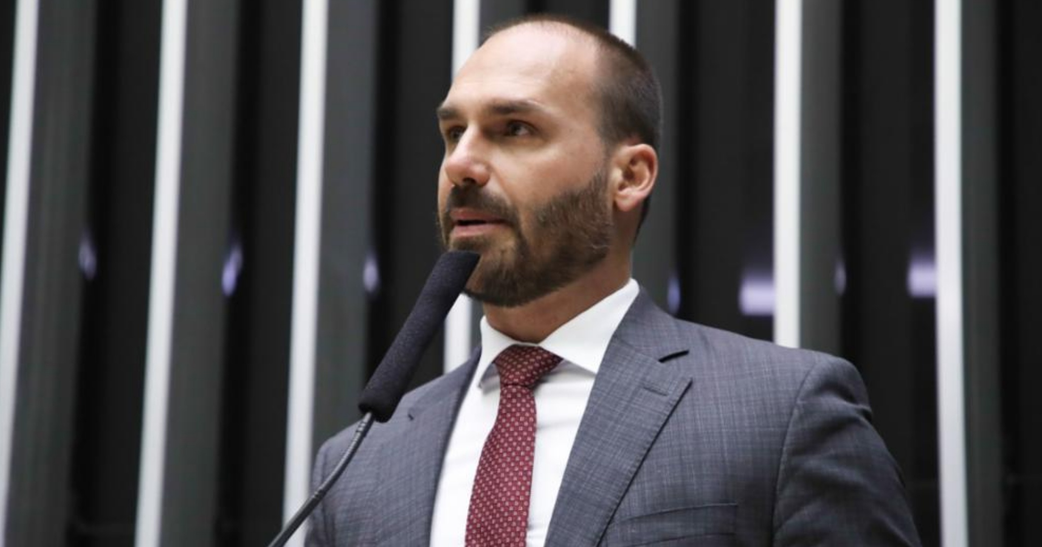 STF marca julgamento de recurso de Eduardo Bolsonaro contra condenação