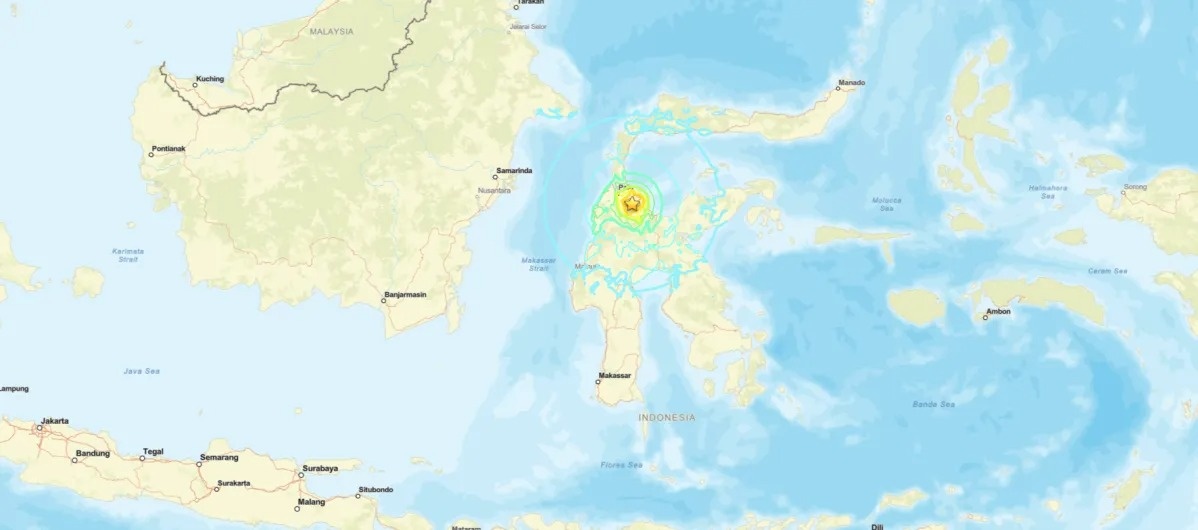 Terremoto de magnitude 7,7 atinge ilha na Indonésia e deixa ao menos 53 mortos e 135 feridos