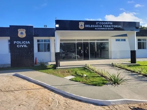 Três pessoas são encontradas mortas dentro de casa na Bahia; polícia investiga suspeita de duplo feminicídio