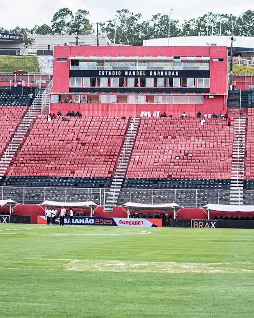 Vitória é punido após Grêmio atrasar pagamento por Wagner Leonardo; entenda 