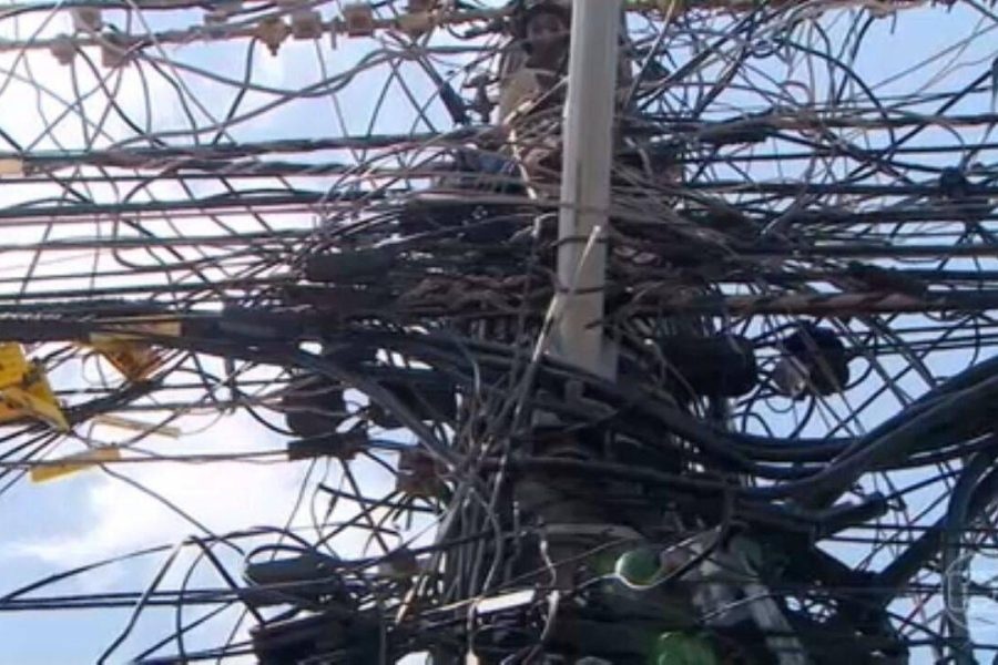 Com prefeitura querendo mais bairros com fios subterrâneos, PDDU e Louos preveem soterramento desde 2016