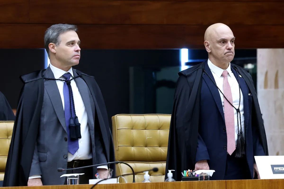 Moraes acusa André Mendonça de improbidade, abuso e crime de responsabilidade; caso vai a Fachin no STF