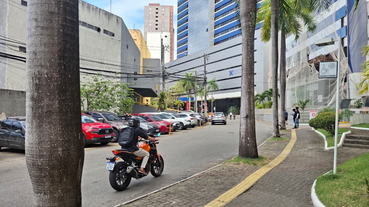 MP-BA investiga estacionamentos em Salvador por cobrança indevida em vias públicas