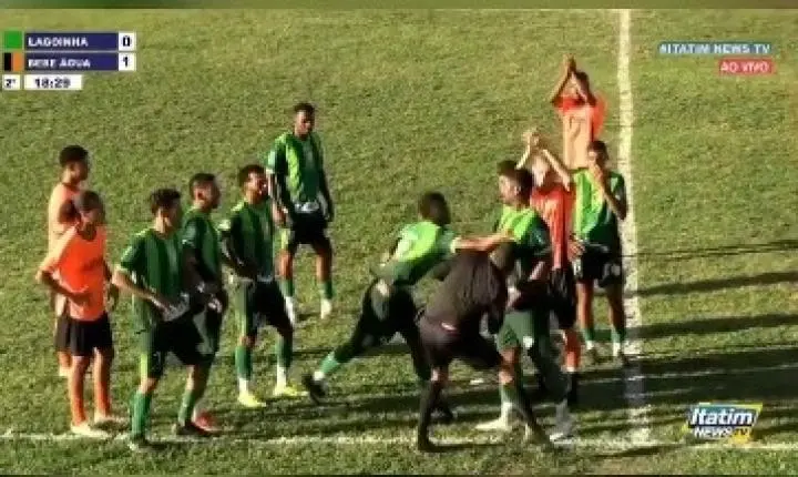 Árbitros são agredidos durante partidas no interior baiano após revisão de lances por ‘VAR’