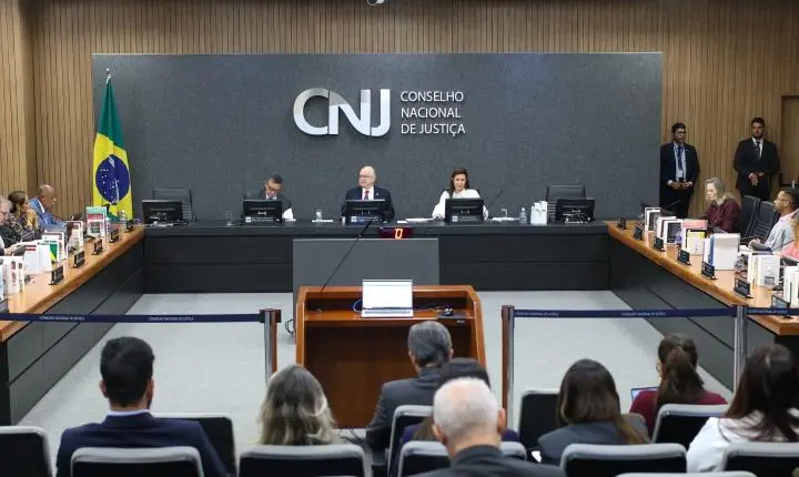 CNJ pune desembargador do TJ-BA por conceder prisão domiciliar a líder de facção
