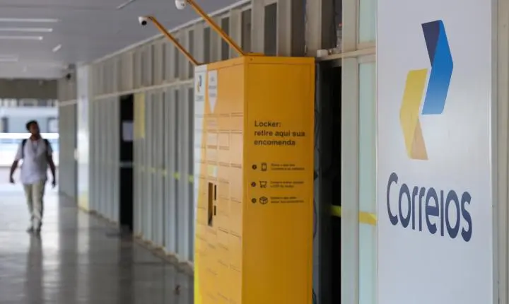 Correios abrem novo programa de demissão voluntária após baixa adesão