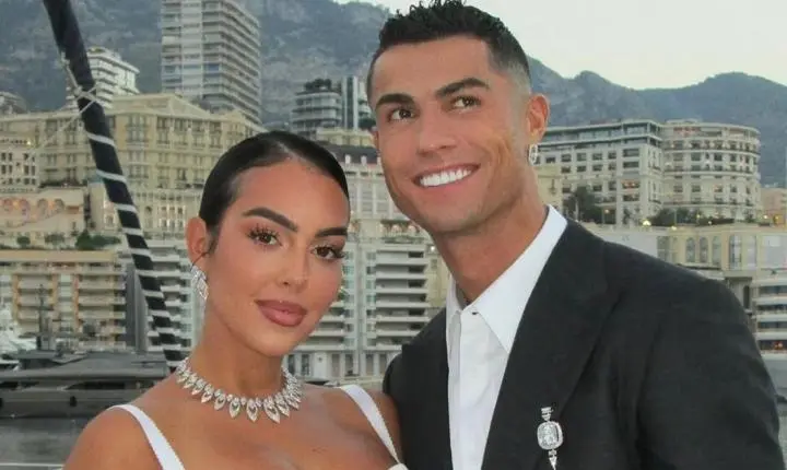 Cristiano Ronaldo e Georgina Rodríguez se casam após 10 anos juntos