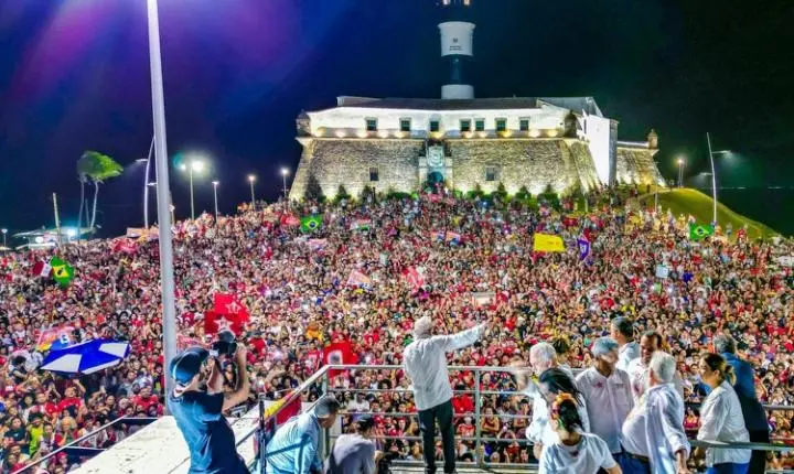 Evento com Lula em Salvador deve ter caminhada na Barra, como em 2022; saiba detalhes 