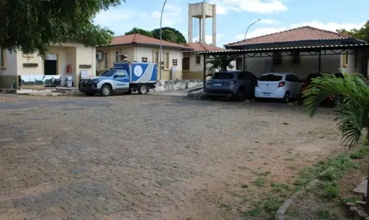 Homem de 48 anos é encontrado morto dentro de casa em Guanambi
