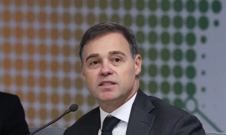 Mendonça diz que compartilhar conteúdo do celular de Vorcaro só serviria para 'tumultuar' 