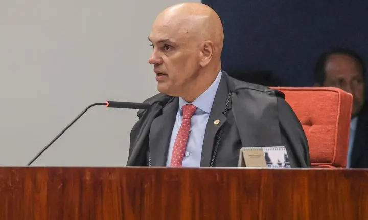 Moraes cassa aposentadoria de ex-diretor da PRF condenado por golpismo
