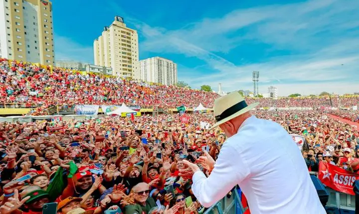 Na largada da campanha eleitoral, Lula lidera atenção nas redes sociais