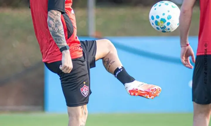Na Toca da Raposa, Vitória faz único treino antes de enfrentar o Atlético-MG