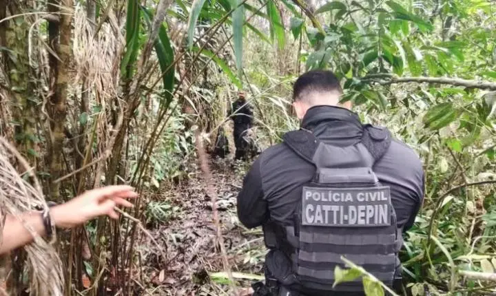 Polícia descobre mala com roupas em caso de adolescentes desaparecidas na Bahia; namorado de uma delas é preso