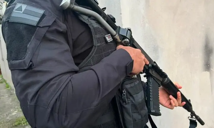 Polícia prende três por suspeita de homicídio e tráfico de drogas em Maragogipe
