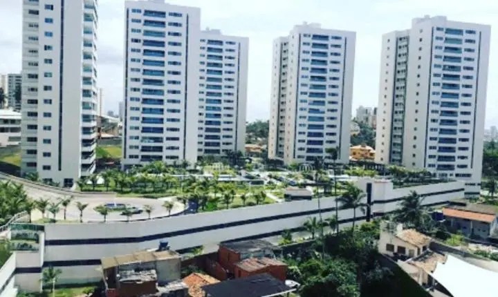 Prédios de luxo e 