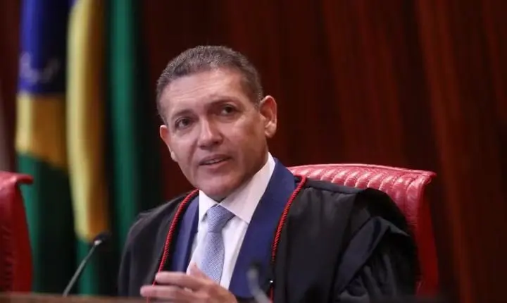 Presidente do TSE libera campanha do governo Lula sobre bets no defeso eleitoral