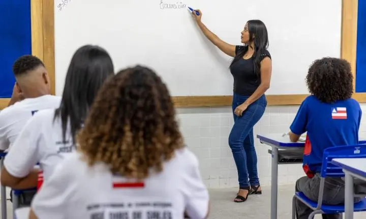 SEC convoca mais 88 professores aprovados em processo seletivo da Rede Estadual da Bahia