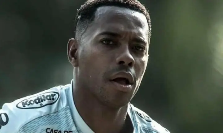 STJ rejeita recurso de Robinho e mantém execução de pena por estupro no Brasil